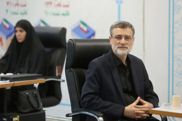 انسحاب أول مرشح من الانتخابات الرئاسية الإيرانية